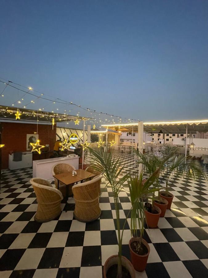 Hotel Tree Of Heaven Udajpur Exteriér fotografie
